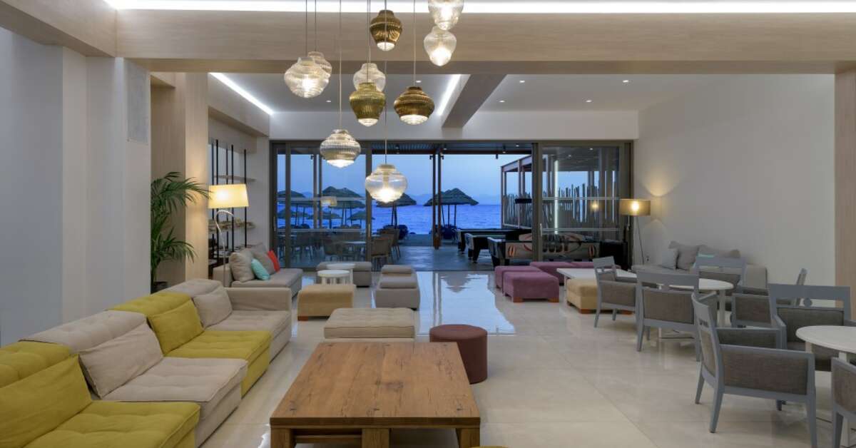 Een foto van het interieur van Avra Beach Resort Hotel & Bungalows