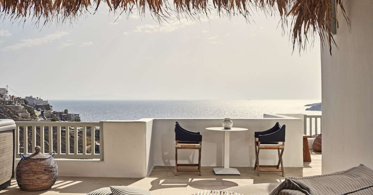Een foto van het terras bij Myconian Villa Collection