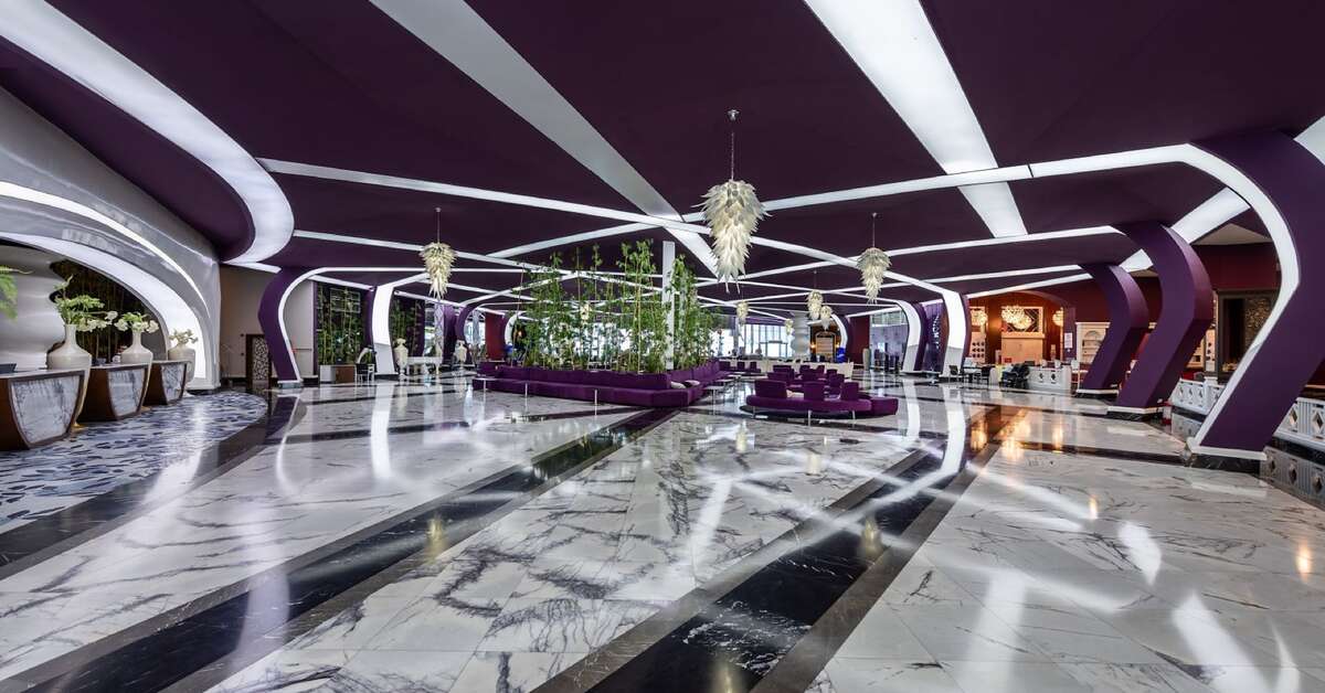 Een foto van het interieur van Vikingen Infinity Resort & Spa