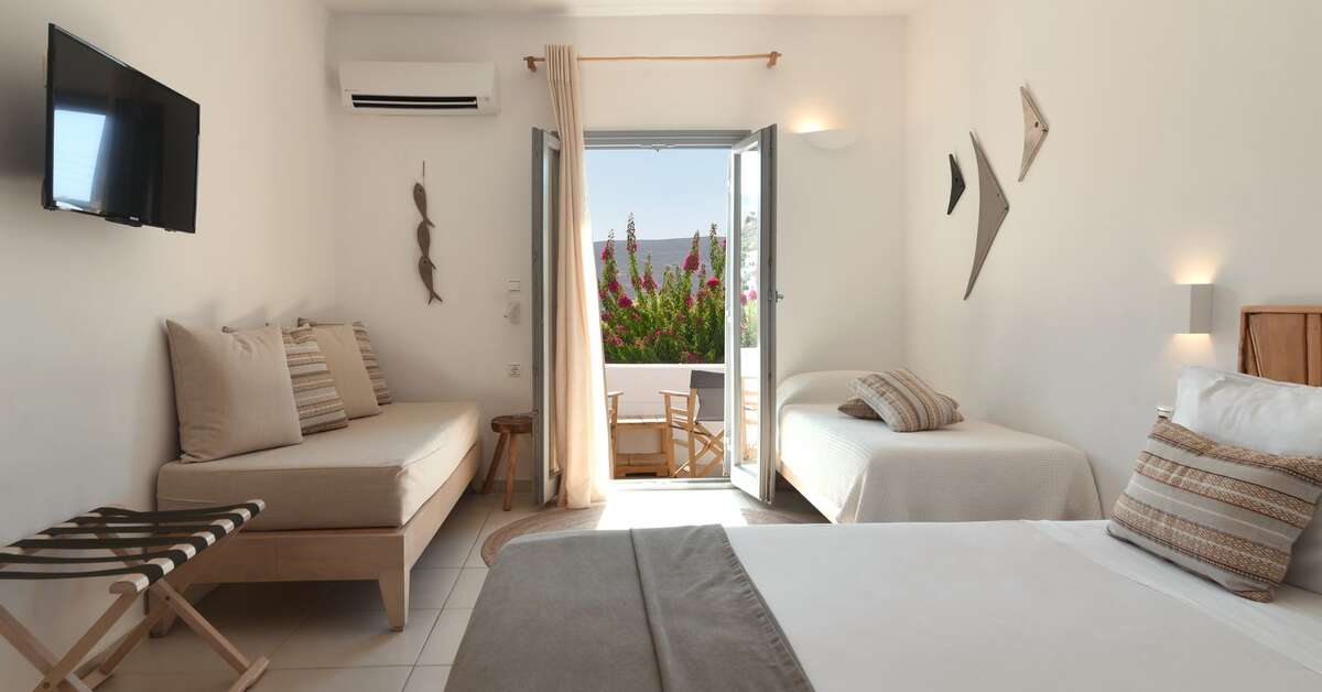 Een foto van Paros Bay