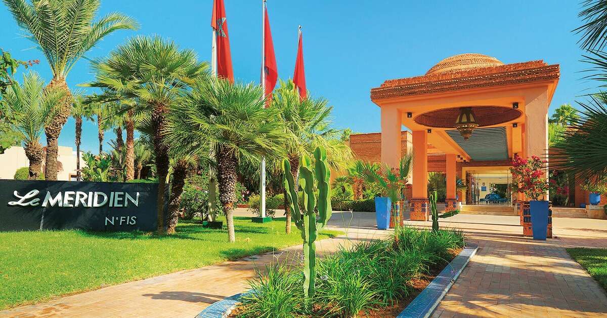 Een foto van de buitenkant van Le Meridien N’Fis