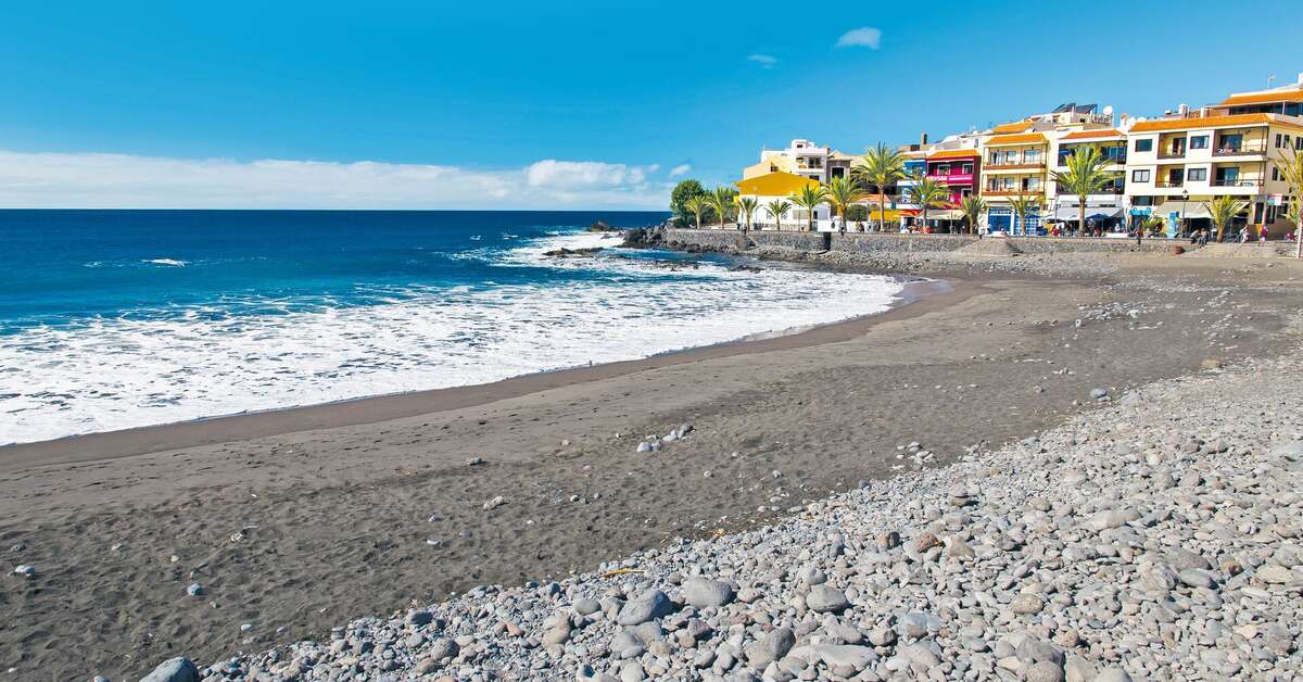 Een foto van het strand bij Hotel Playa Calera