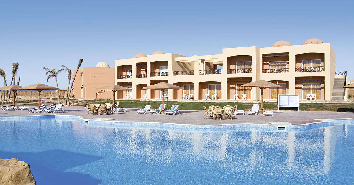 Een foto van het zwembad bij Wadi Lahmy Azur Resort