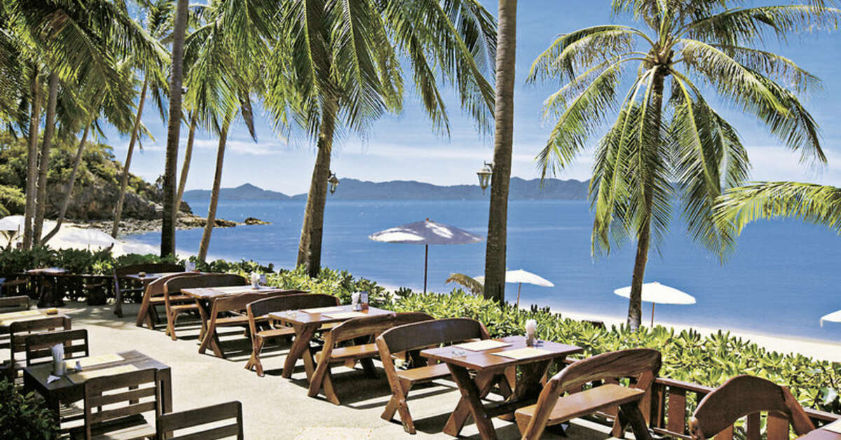 Een foto van het terras bij Pinnacle Samui Resort & Spa