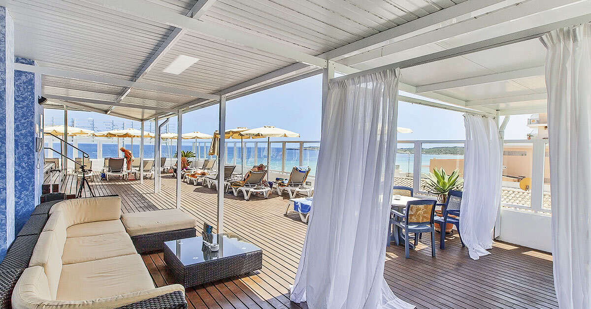 Ein Foto von der Terrasse im Hotel Voramar