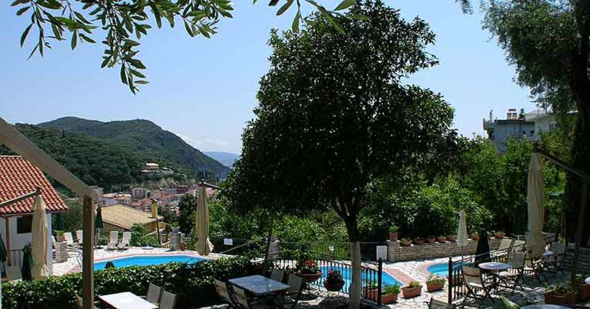 Een foto van het terras bij Appartementen Magda's