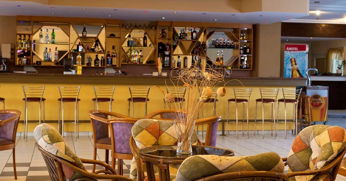Een foto van de faciliteiten bij Bayside Hotel Katsaras