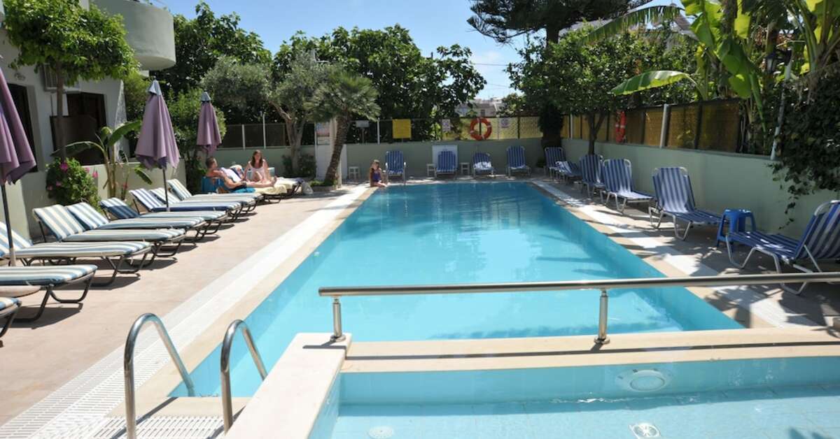 Een foto van het zwembad bij Anseli Hotel