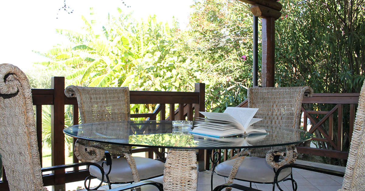 Een foto van het terras bij Tonicello Resort