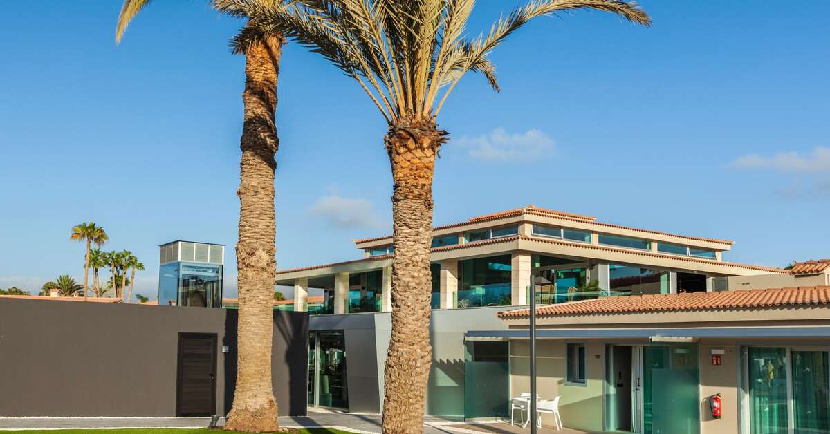 Een foto van de buitenkant van Kumara Serenoa by Lopesan Hotels