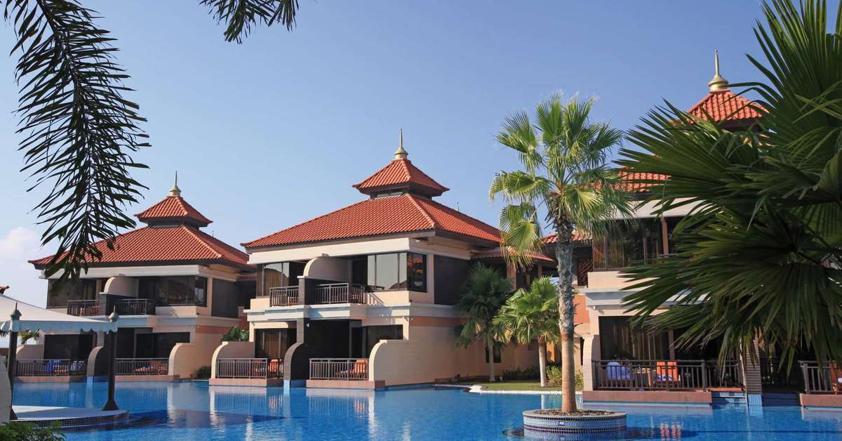 Een foto van het zwembad bij Anantara The Palm Dubai Resort