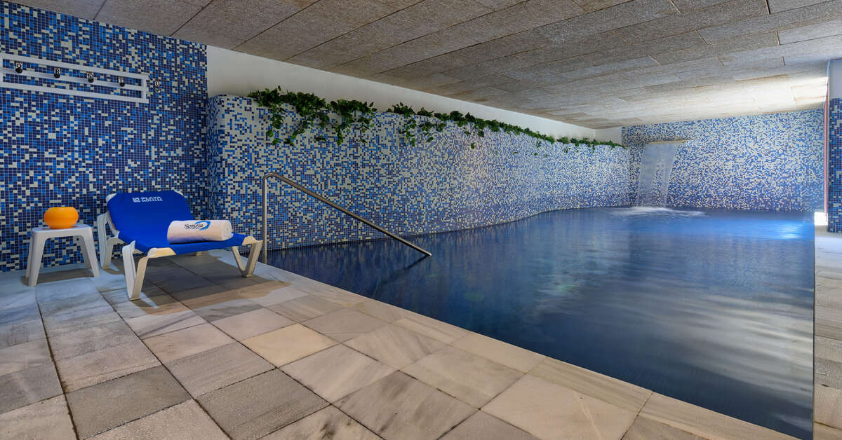 Een foto van het zwembad bij Hotel Ibersol Almunecar Beach & Spa