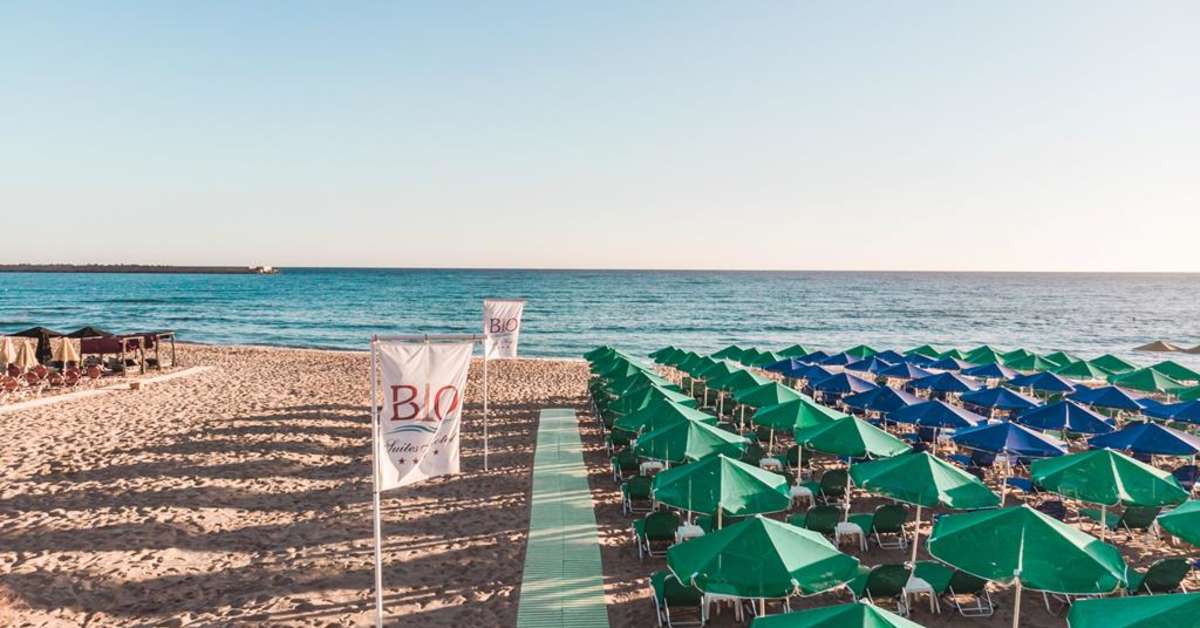 Een foto van het strand bij Bio Suites Hotel