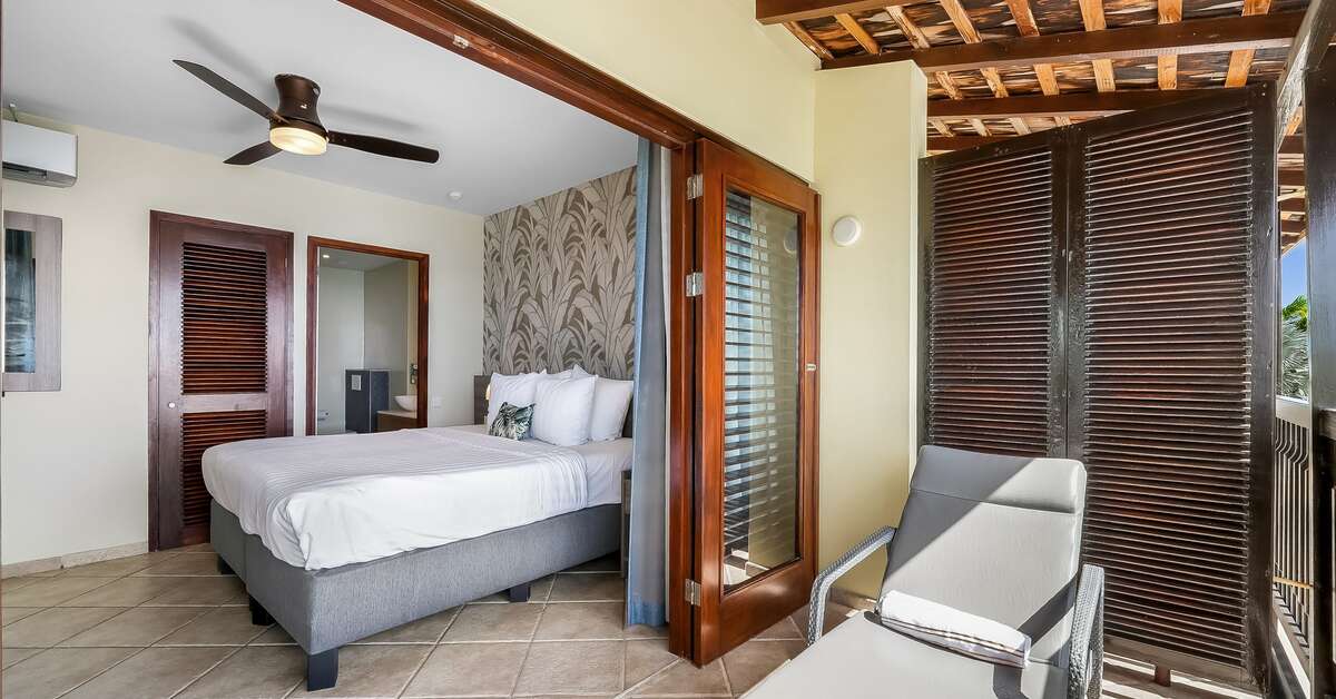 Een foto van LionsDive Beach Resort