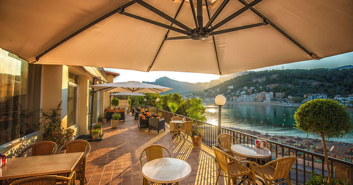 Ein Foto von der Terrasse im Pure Salt Port de Soller 