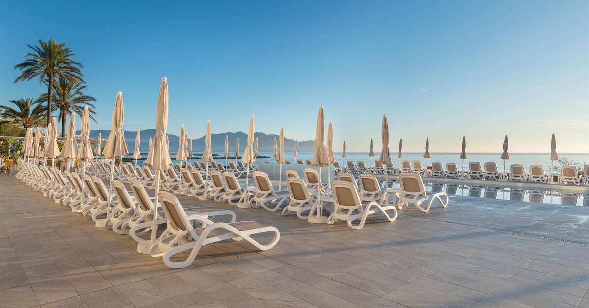 Ein Foto vom Pool im Hotel Atolon & Kaafu Beach Club