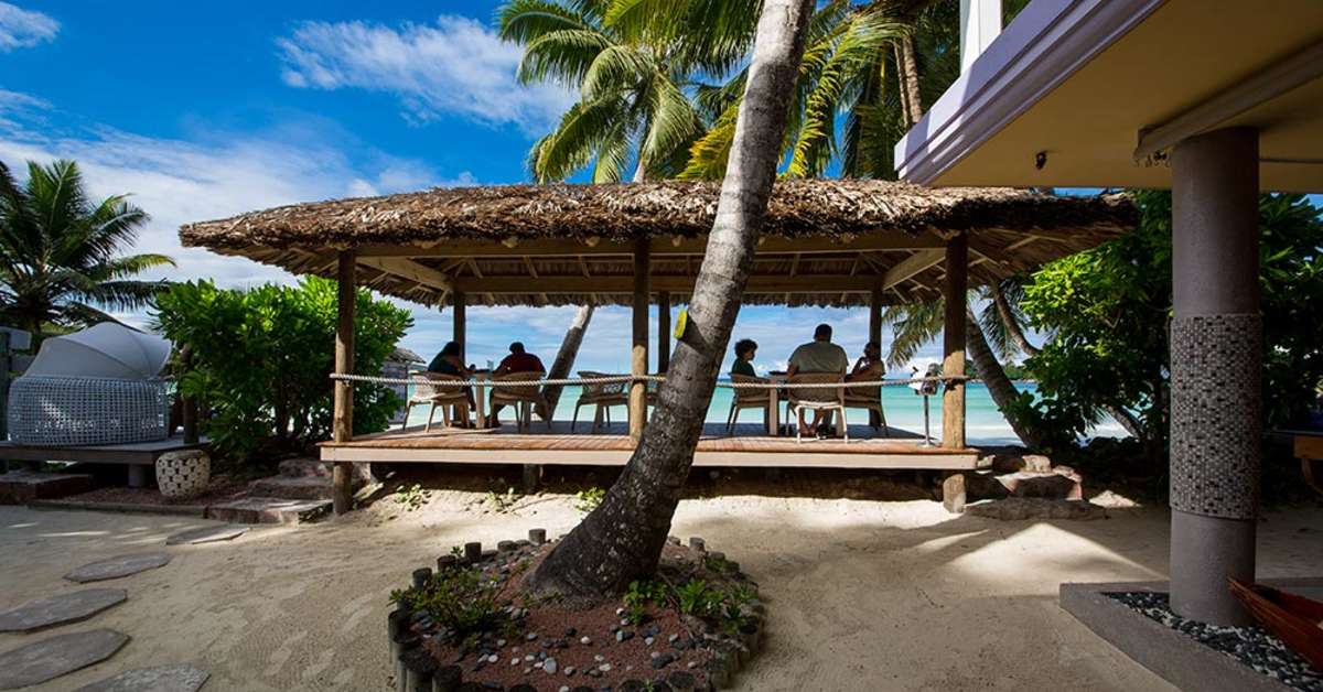 Ein Foto von der Terrasse im Le Duc de Praslin