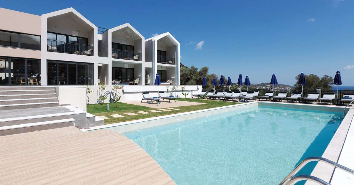 Ein Foto vom Pool im T Hotel Premium Suites