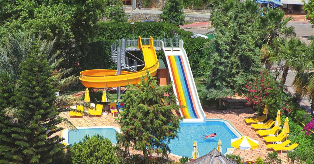Ein Foto vom Pool im Club Dizalya