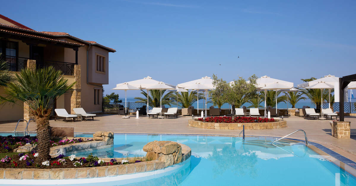 Een foto van het zwembad bij Anthemus Sea Beach Hotel & Spa