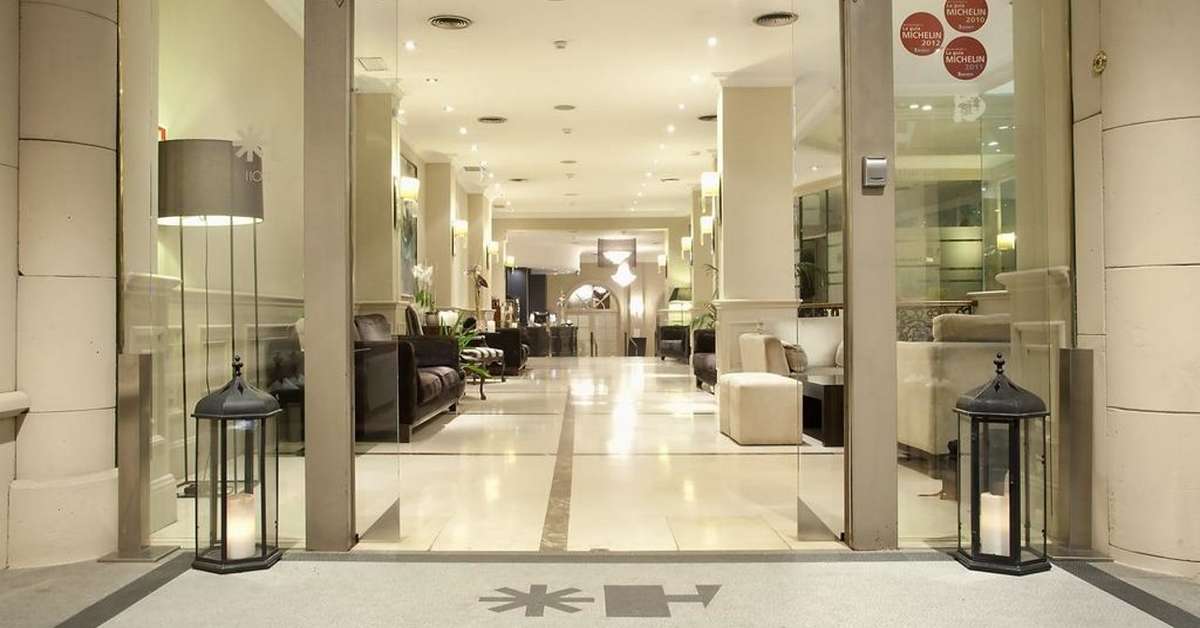 Een foto van de buitenkant van Hotel Taburiente
