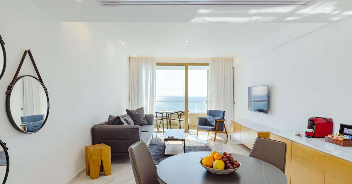 Een foto van The Golden Bay Beach Hotel
