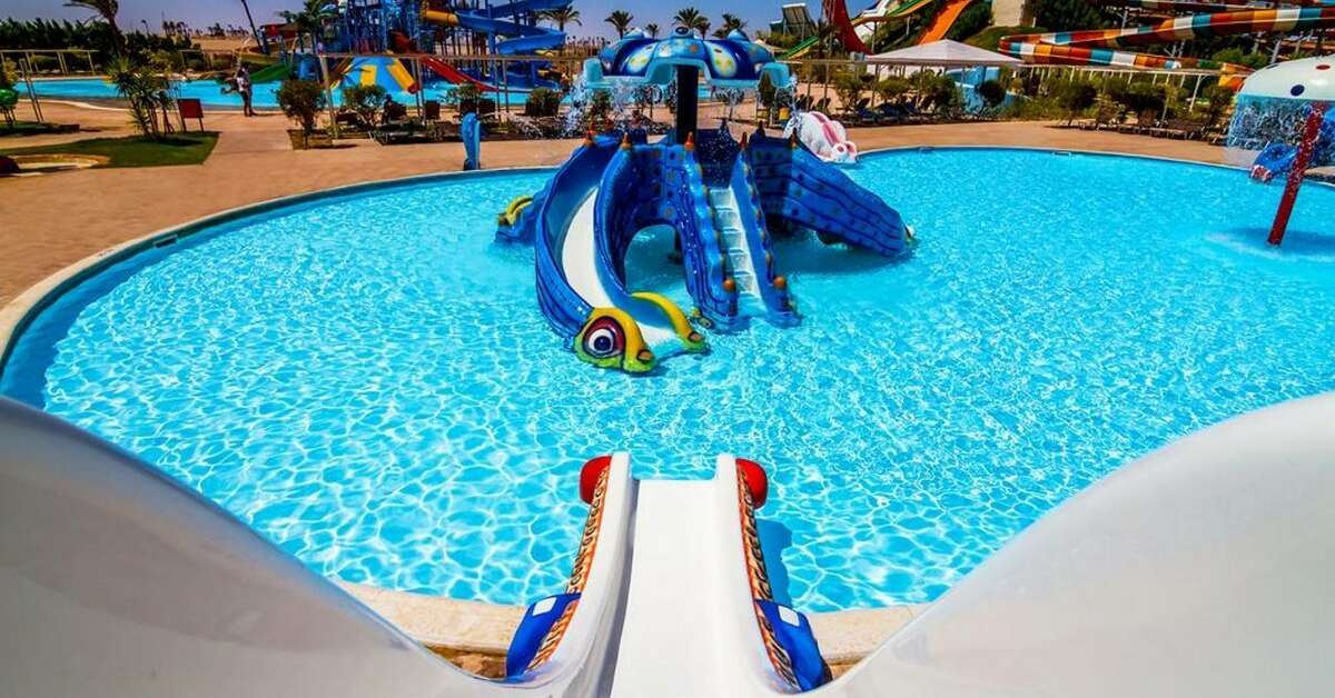Een foto van het zwembad bij Jaz Makadi Saraya Resort