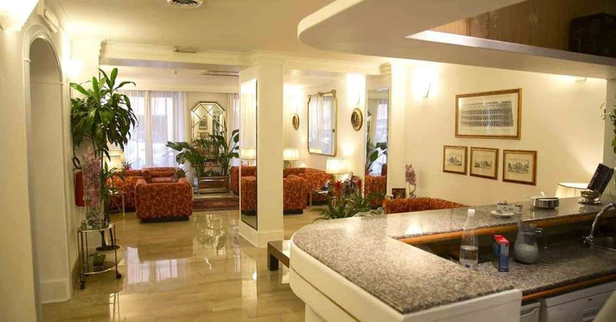 Een foto van het interieur van Hotel Cecil Rome