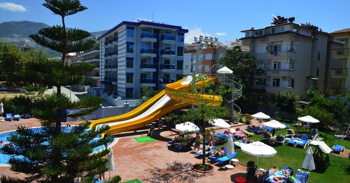 Ein Foto vom Pool im Grand Zaman Garden