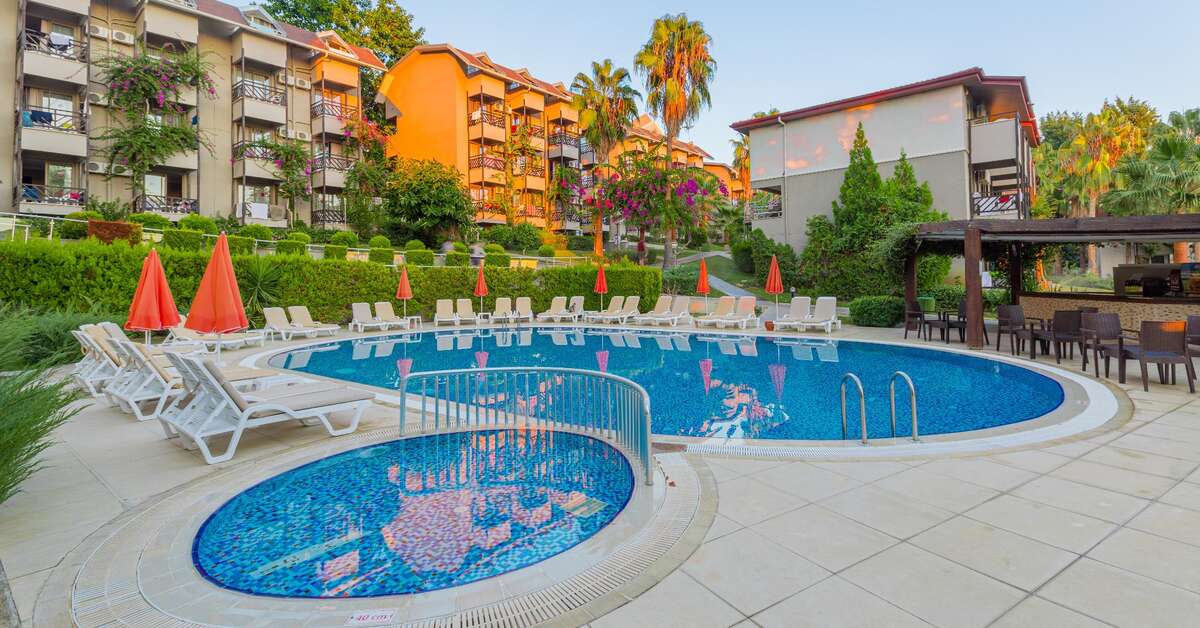 Een foto van het zwembad bij Justiniano Club Alanya