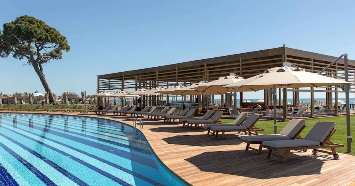 Een foto van het zwembad bij Rixos Premium Belek