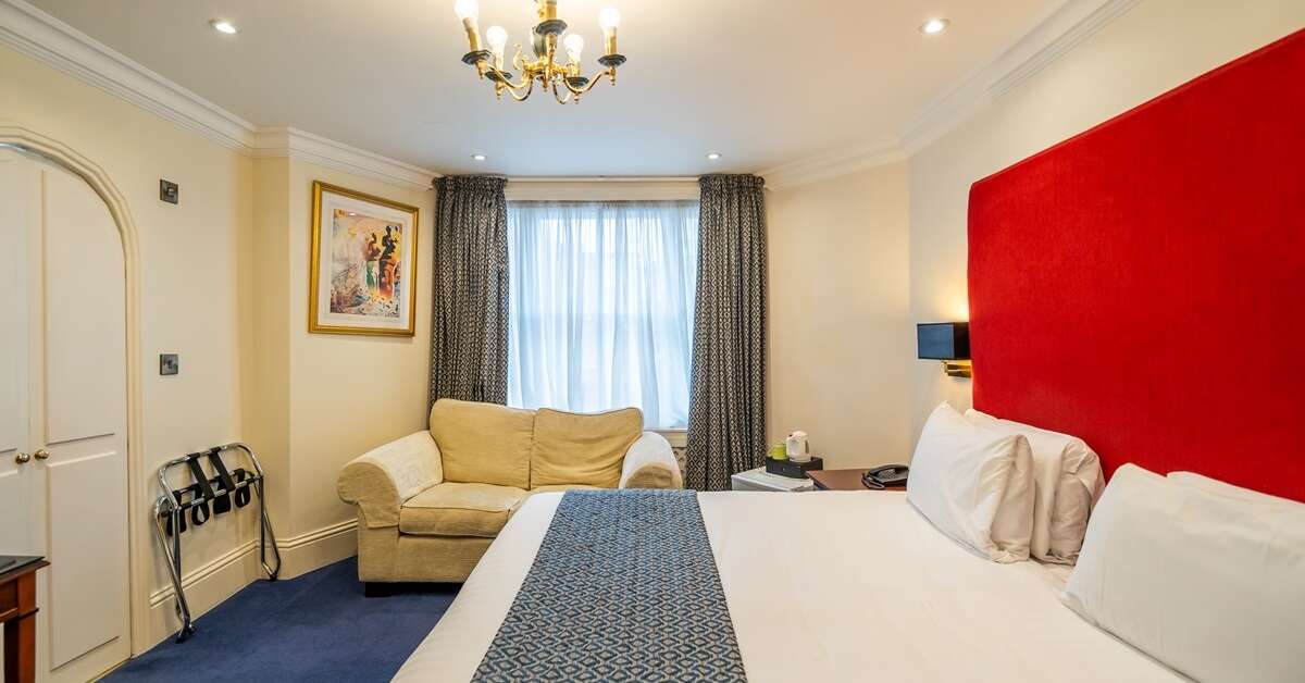 Een foto van La Place Hotel