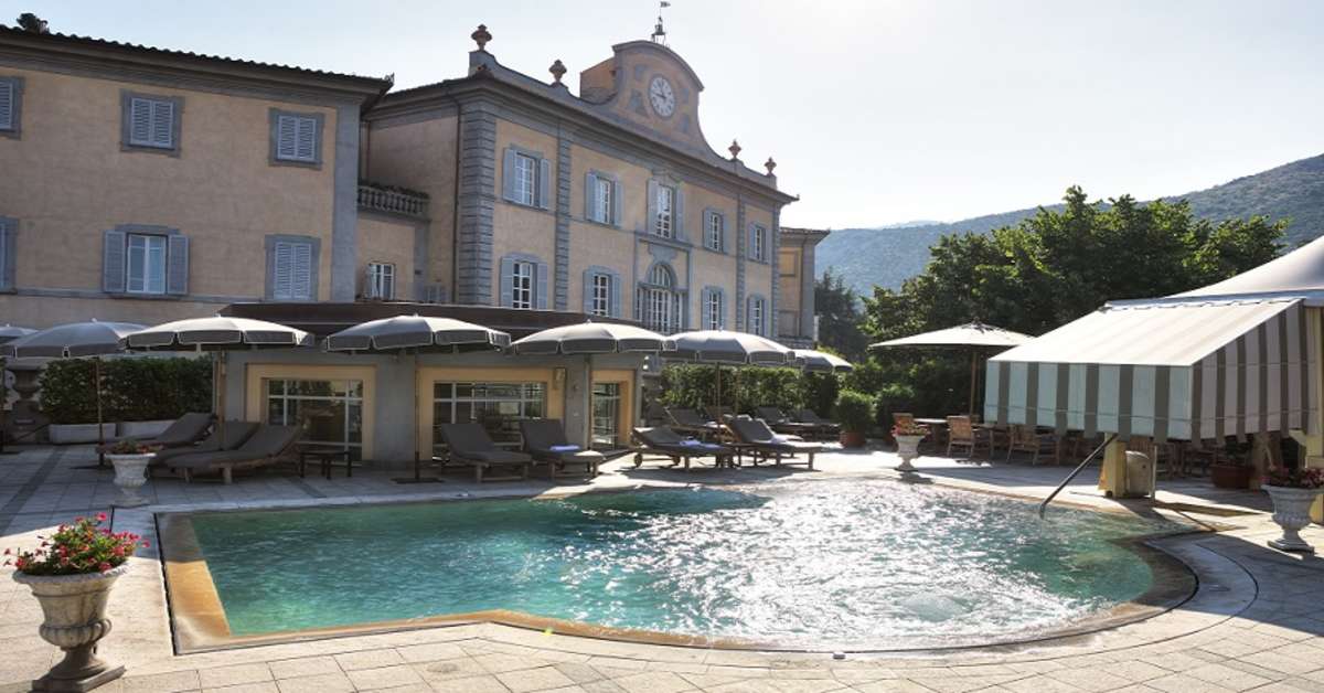 Een foto van het zwembad bij Bagni di Pisa Palace & Spa