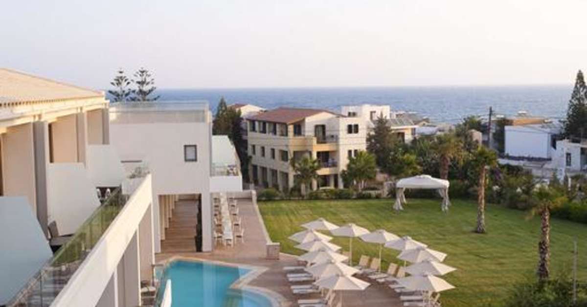 Een foto van het zwembad bij Castello Boutique Resort & Spa