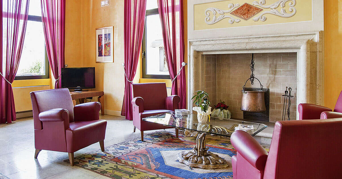 Een foto van het interieur van Hotel Villa Maria