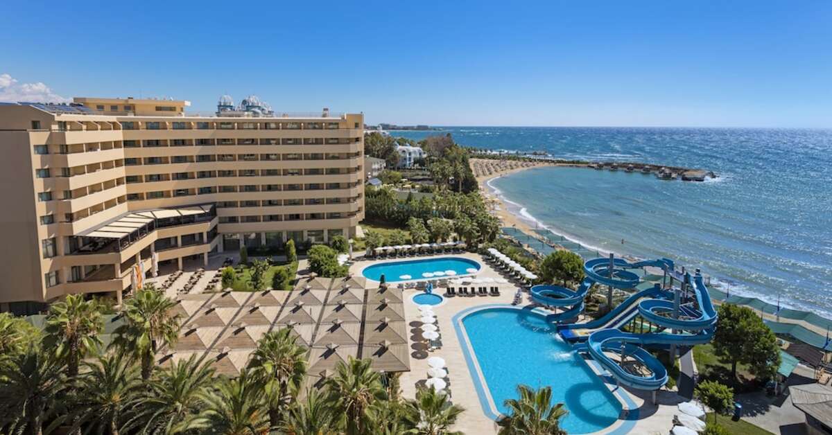 Een foto van het zwembad bij Özkaymak Select Resort Hotel