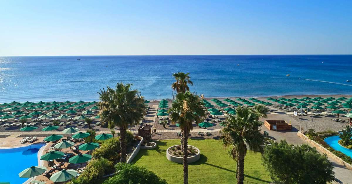 Ein Foto von der Außenansicht des Esperos Palace Resort