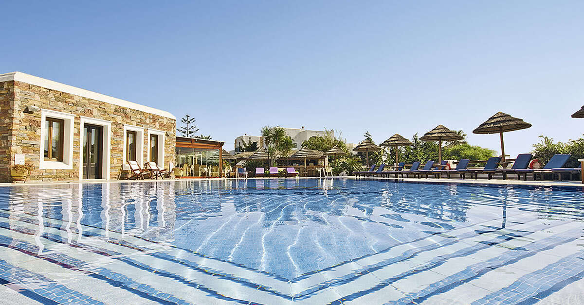 Een foto van het zwembad bij Naxos Resort Beach Hotel