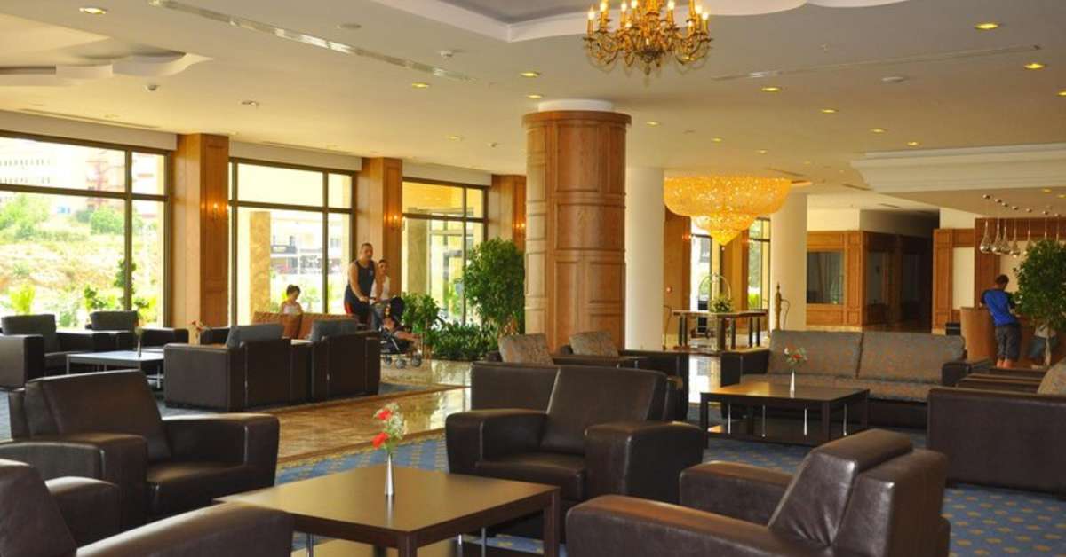 Een foto van het interieur van Özkaymak Select Resort Hotel