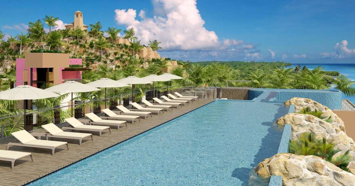 Een foto van het zwembad bij Xcaret Mexico