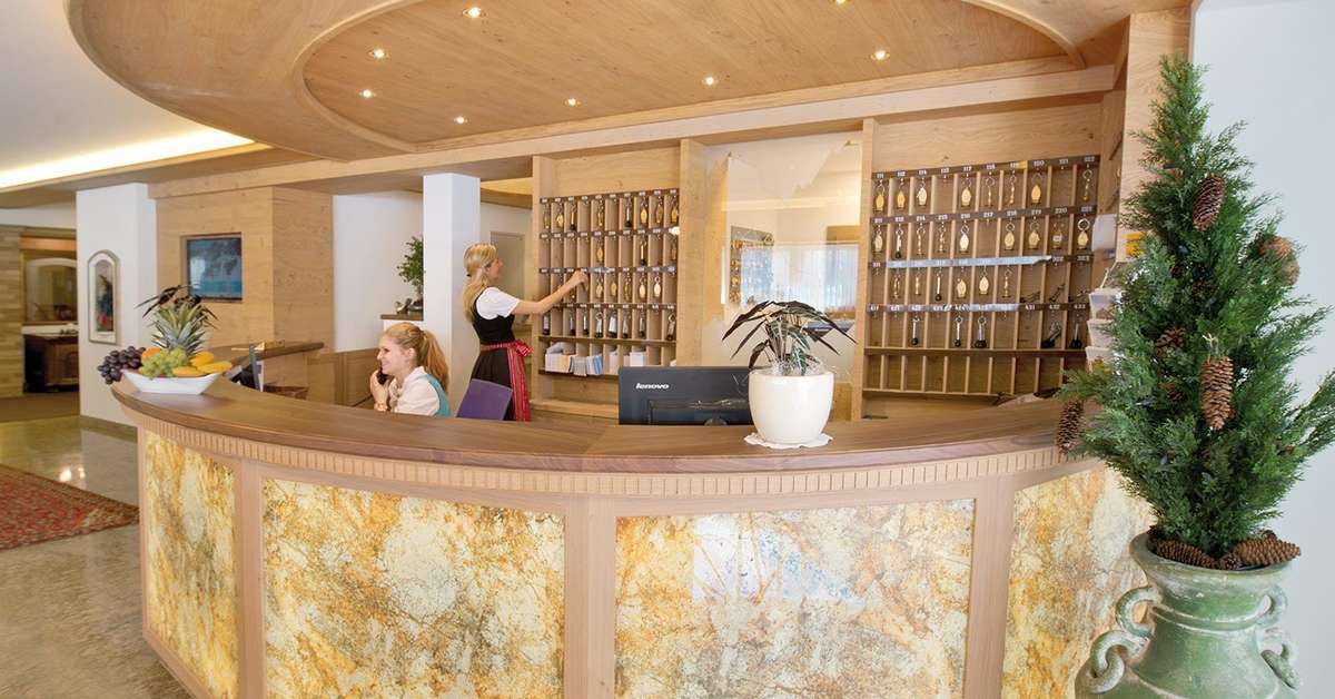 Een foto van het interieur van Hotel Berghof Mayrhofen