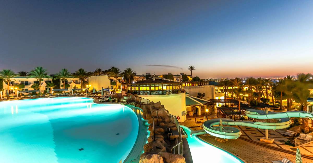 Een foto van het zwembad bij Sultan Gardens Resort