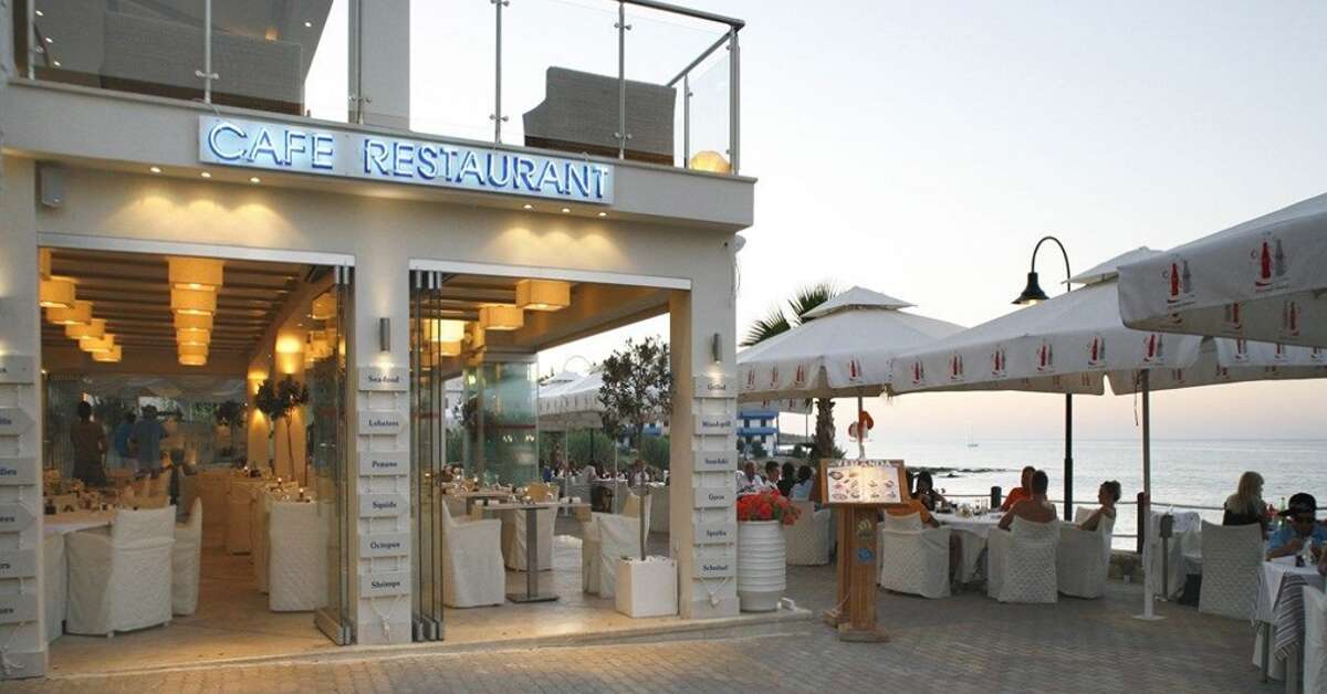 Ein Foto von den Einrichtungen im Glaros Beach Hotel