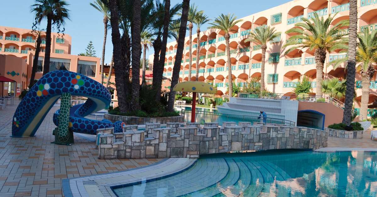 Ein Foto von der Außenansicht des Hotel Marabout