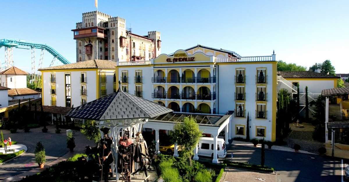 Ein Foto von der Außenansicht des Hotel El Andaluz
