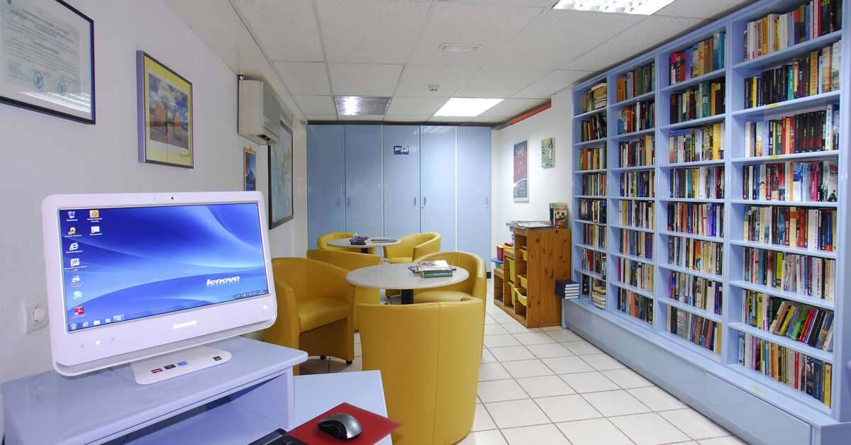 Een foto van het interieur van Appartementen CuraSol
