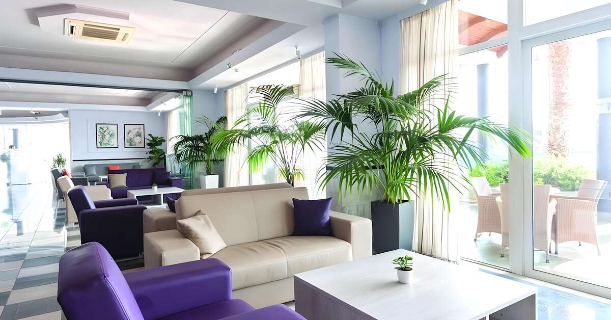 Een foto van het interieur van Kosta Palace City Hotel
