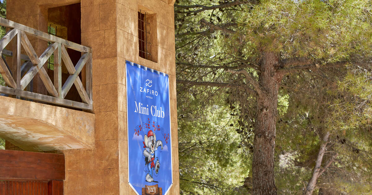 Een foto van Hotel Zafiro Cala Mesquida