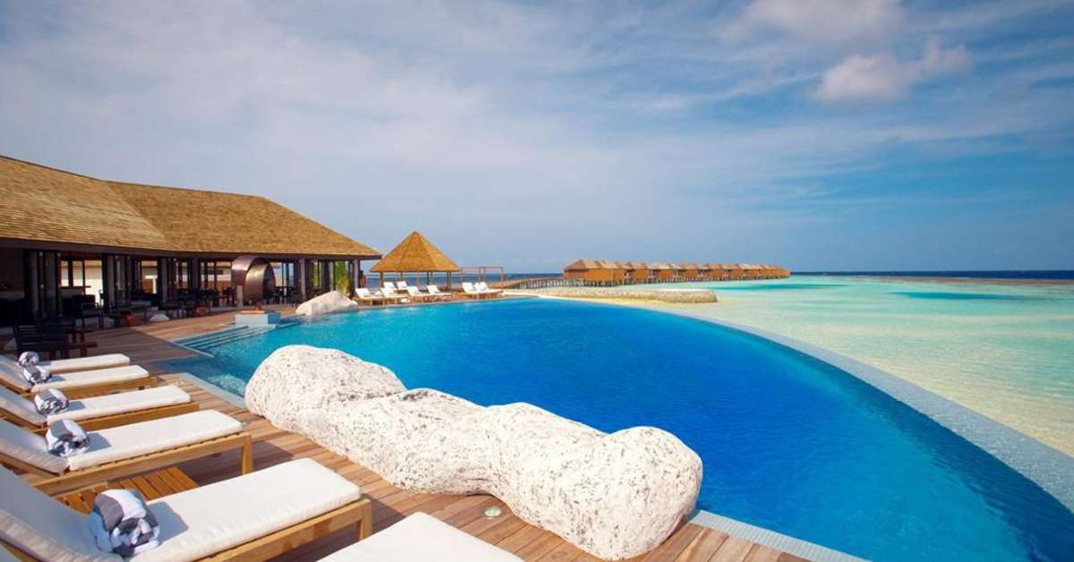 Een foto van het zwembad bij Lily Beach Resort & Spa