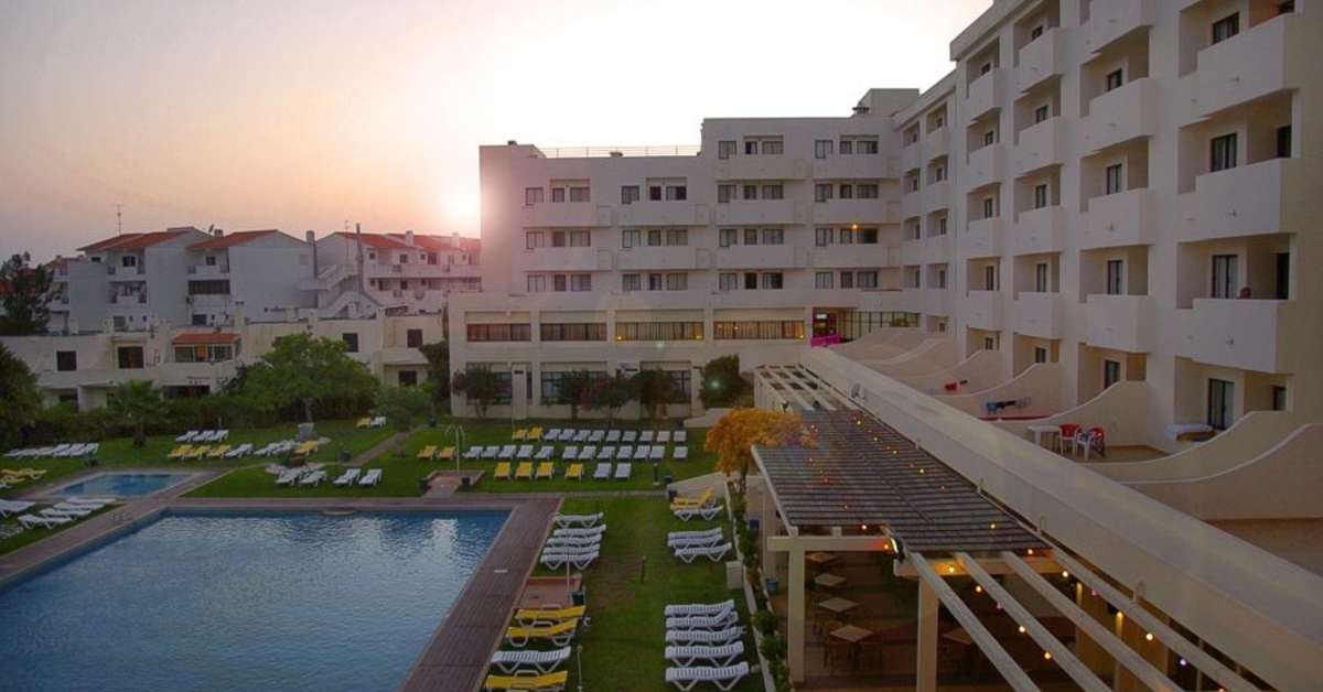 Een foto van het zwembad bij Albufeira Sol Hotel & Spa